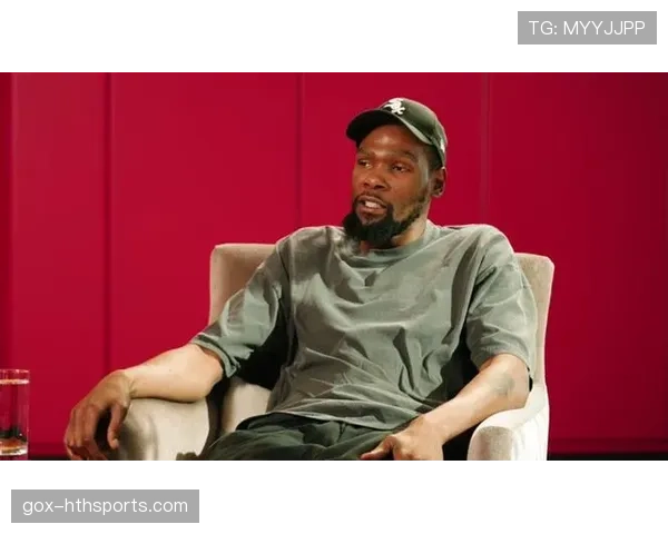 凯文·杜兰特又发早餐照，厨房像艺术馆，我的碗都不好意思拿出来了