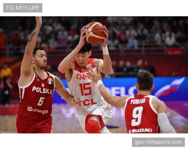 周琦这训练餐吃得比我家猫还干净，自律到让人怀疑他是不是偷偷开了养生账号