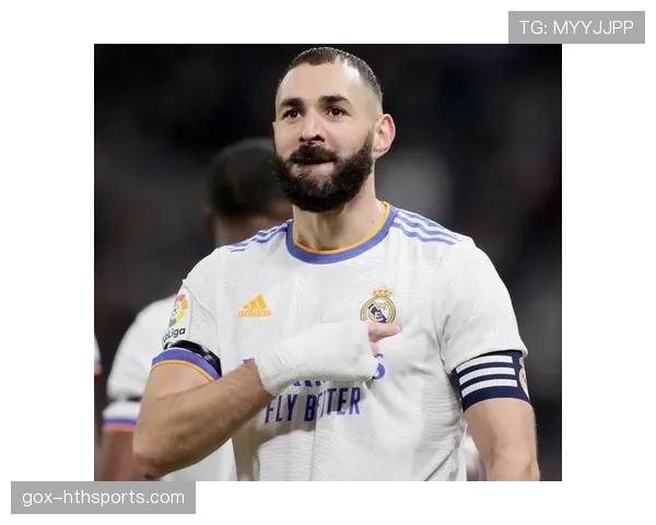 本泽马如何从被低估十年蜕变为顶级中锋